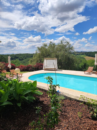  Propriété/château à vendre 6 pièces 152 m²