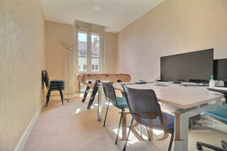  Appartement à vendre 4 pièces 153 m²