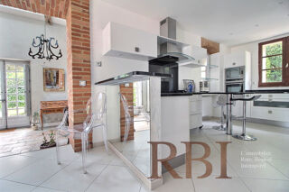  Propriété/château à vendre 6 pièces 178 m²