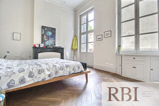  Appartement à louer 4 pièces 119 m²