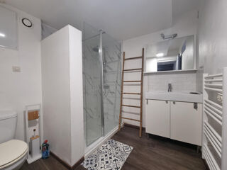  Appartement à louer 2 pièces 37 m²