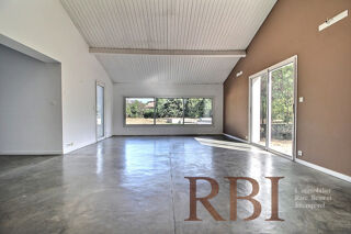  Maison � vendre 9 pi�ces 285 m�