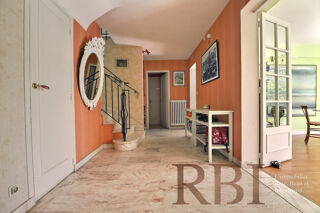  Maison � vendre 10 pi�ces 238 m�