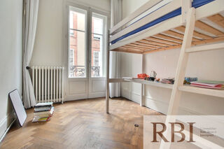  Appartement à louer 4 pièces 119 m²