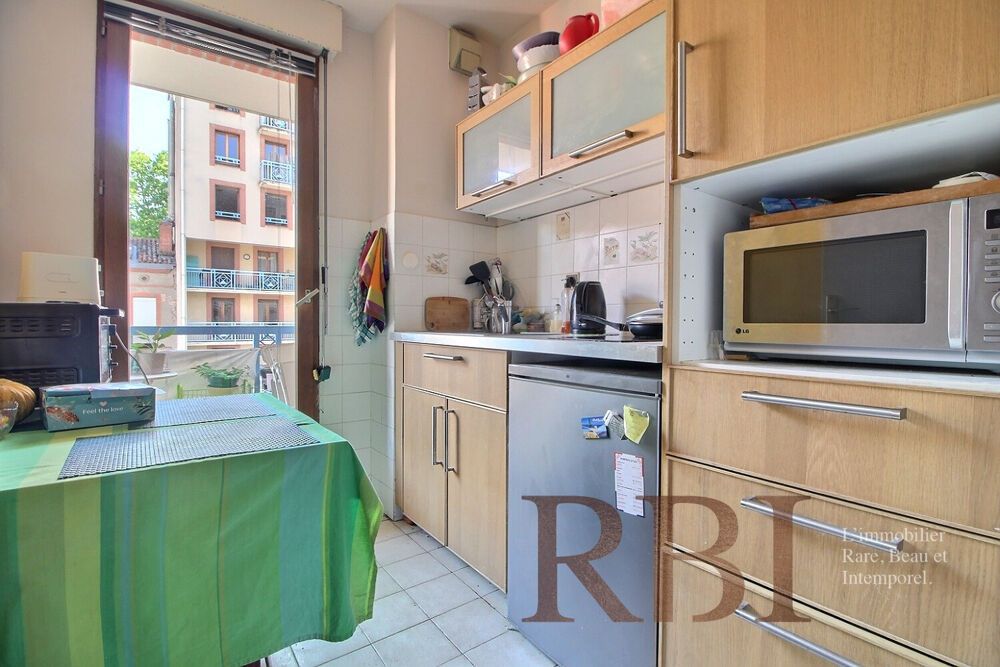 Appartement T2 - balcons et parking