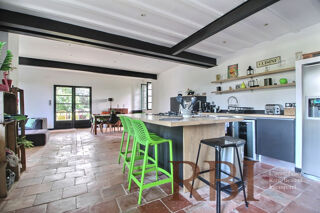  Maison � louer 8 pi�ces 200 m� Montbartier