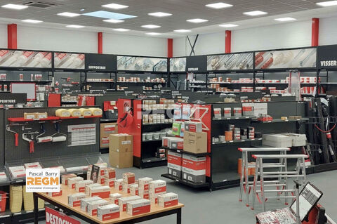 Magasin entrepôt de 279m2 RN7 2300 77310 Boissise le roi