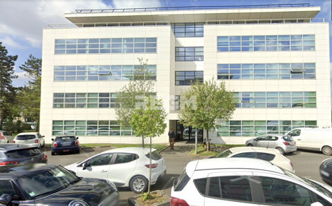A VENDRE BUREAUX 158 M2 LOUES A RENNES 450000 35000 Rennes