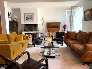  Maison  vendre 8 pices 171 m