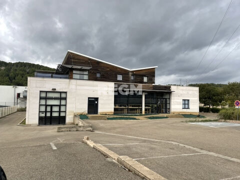   Beaucaire , local d'activits + loft (de 900m)  acheter avec Aureda BACHA 