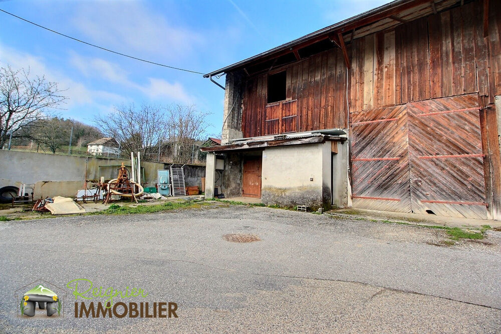 Vente Ferme Grange mitoyenne  rnover d'environ 201,69m2 utiles, le tout sur un terrain de 322m2 Reignier esery