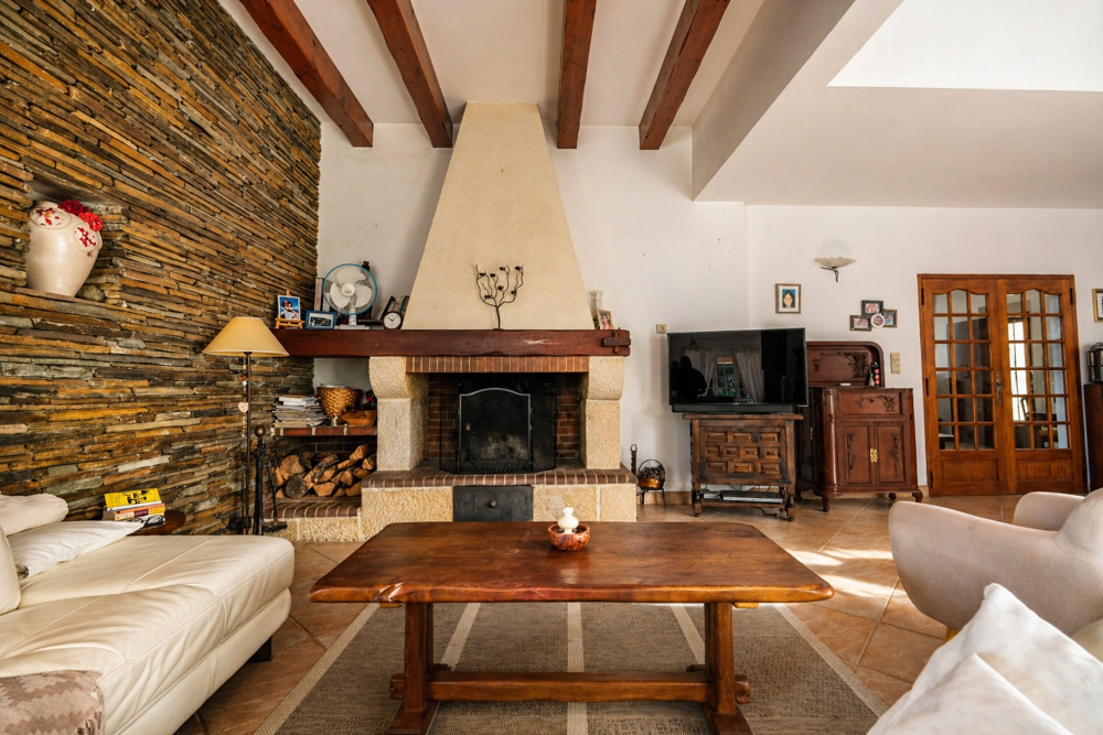 Villa de standing - 322m2 - 6 chambres - piscine