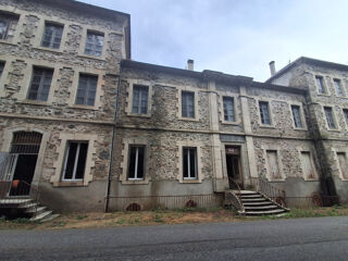 Maison 15 pièces 855 m² · à Escouloubre · 855 m² · 191 200 €