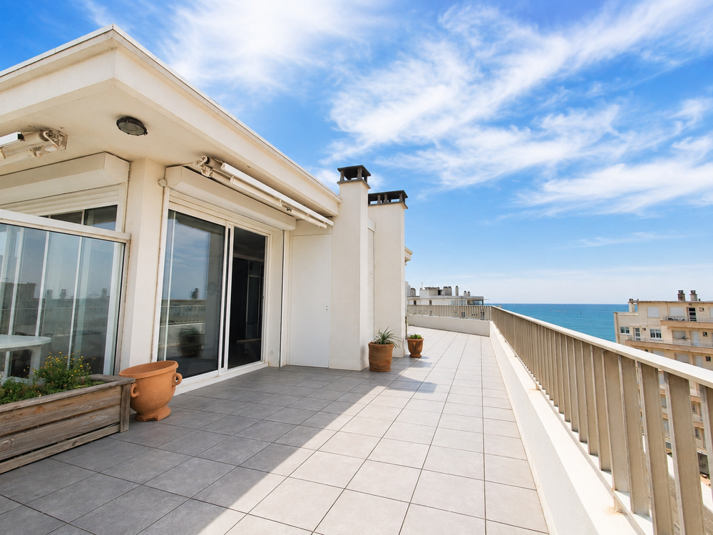 Vente Appartement APPARTEMENT DERNIER ETAGE TERRASSE VUE MER ET CANIGOU Canet en roussillon
