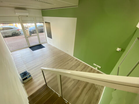   LOCAL PROFESSIONNEL ET COMMERCIAL - CANET EN ROUSSILLON 