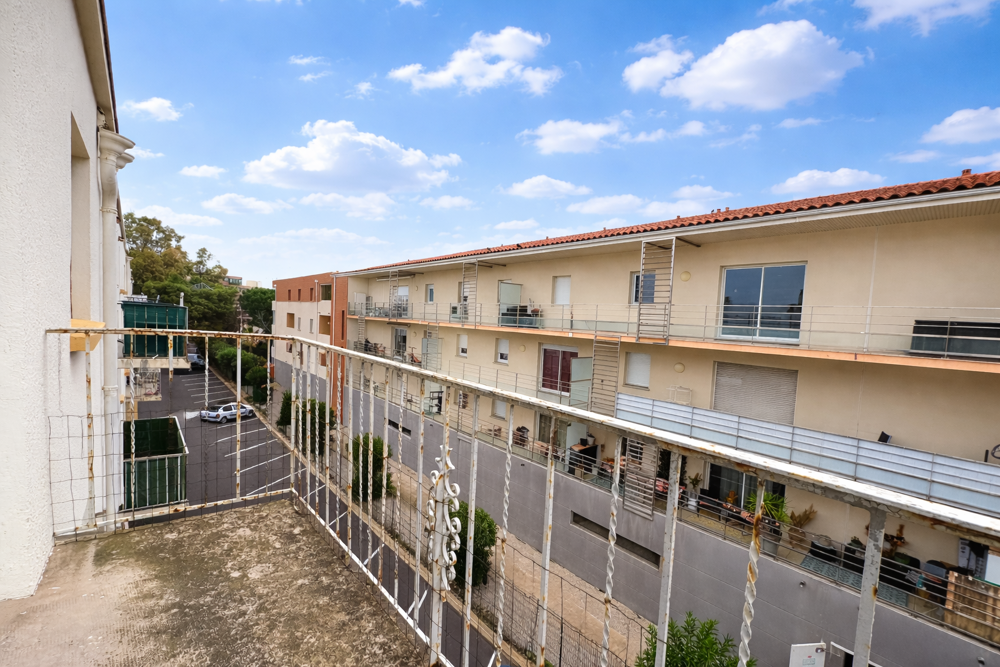 Vente Appartement Studio - Parking -cave - Balcon - Canet plage