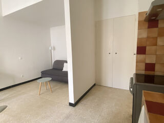  Appartement à louer 1 pièce 25 m²