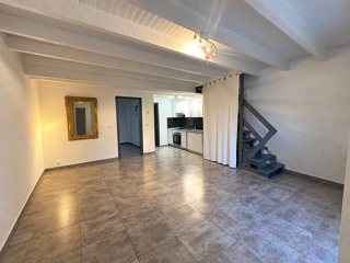 Location Duplex/Triplex Duplex 3 pièces à louer à l'année Ste marie