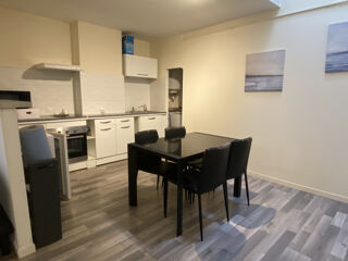  Appartement à louer 1 pièce 35 m²