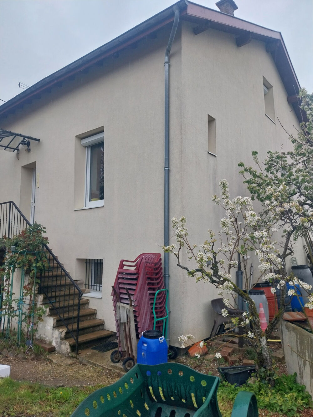 Vente Remise/Grange A vendre en viager  à PERONNAS Maison de 104 m2 Peronnas