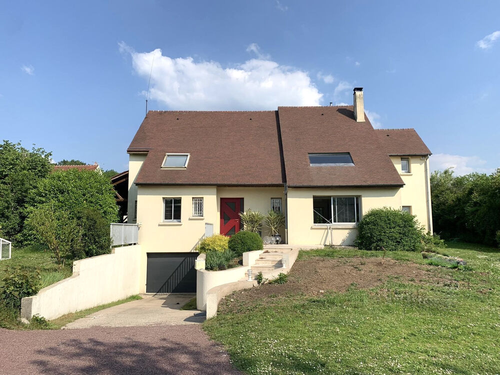 Propriété familiale PERTHES 210 m2 avec piscine.
