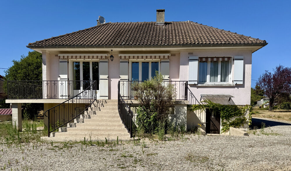 Pavillon avec terrain constructible.