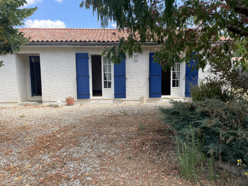 Vente Maison COGNAC MAISON DE PLAIN PIED DE 114 M2 JARDIN 2 GARAGES 3 CHAMBRES Cognac