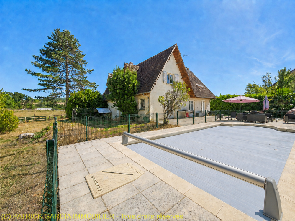 Vente Maison Entre Auxerre et Joigny   Pavillon 5 chambres avec piscine Senan