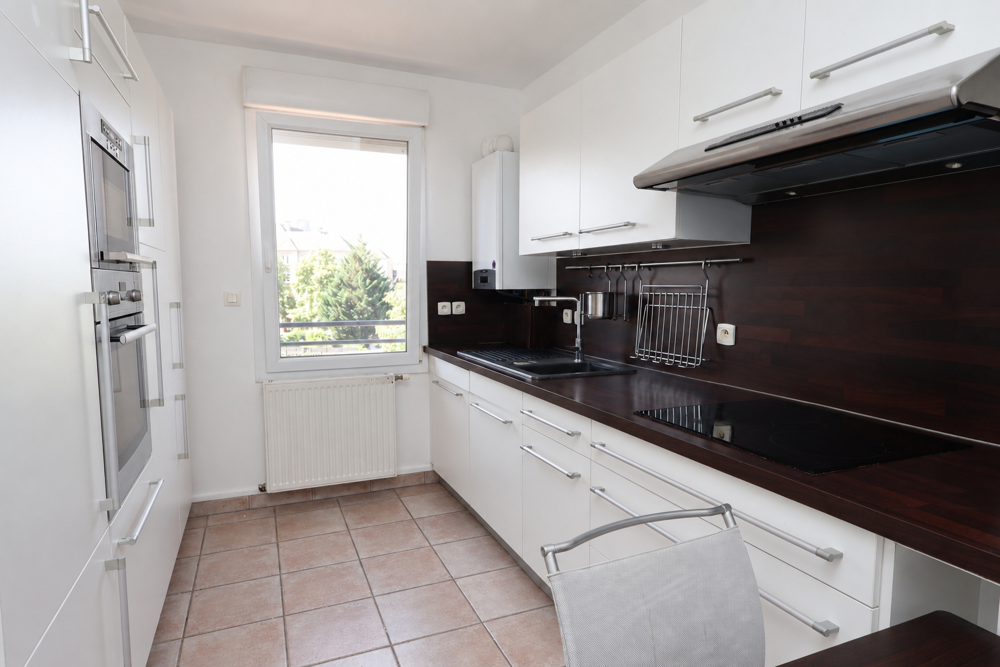 Vente Appartement MONTIGNY CENTRE  APPARTEMENT CLIMATISÉ AVEC TERRASSE 3 CHAMBRES 2 GARAGES ASCENSEUR Montigny les metz
