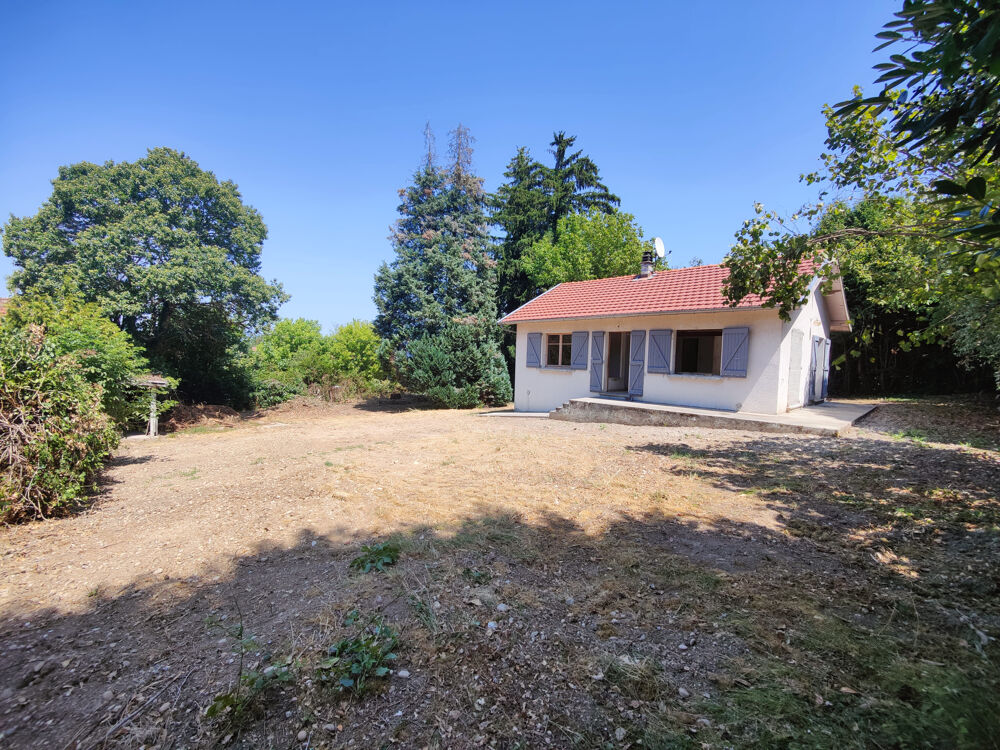 Maison à réinventer avec jardin au calme - Dolomieu
