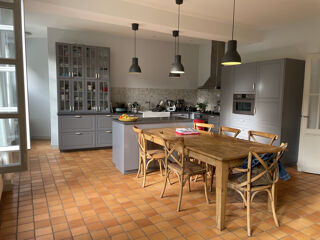  Maison � vendre 10 pi�ces 252 m�