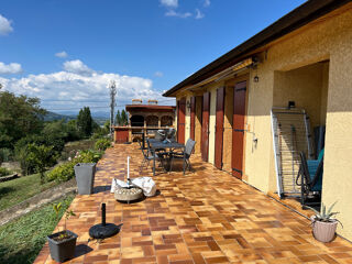  Maison  vendre 9 pices 221 m