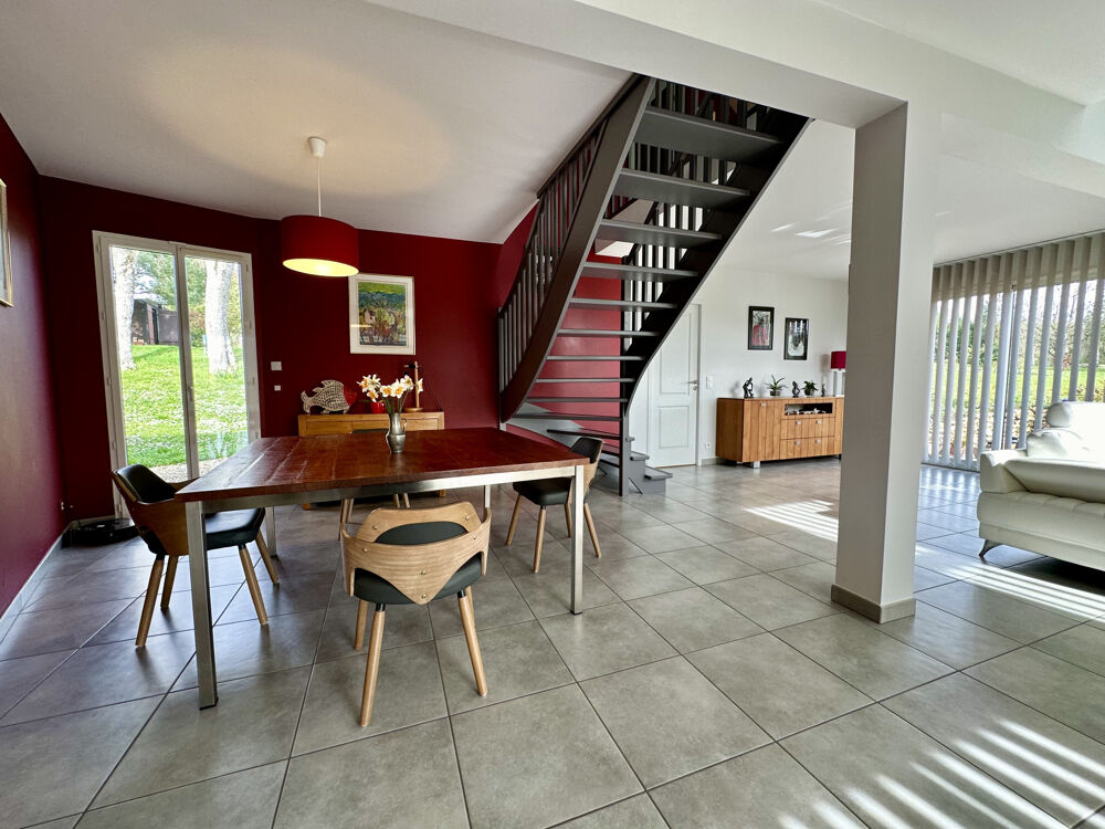 � vendre  Propri�t�/ch�teau Perthes (77930)