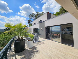  Maison � vendre 6 pi�ces 250 m�