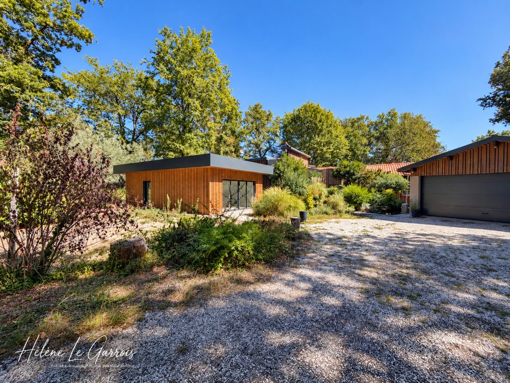 Vente Maison Très belle opportunité   Maison familiale contemporaine et studio indépendant sur le golf de Saint Sulpice St sulpice et cameyrac