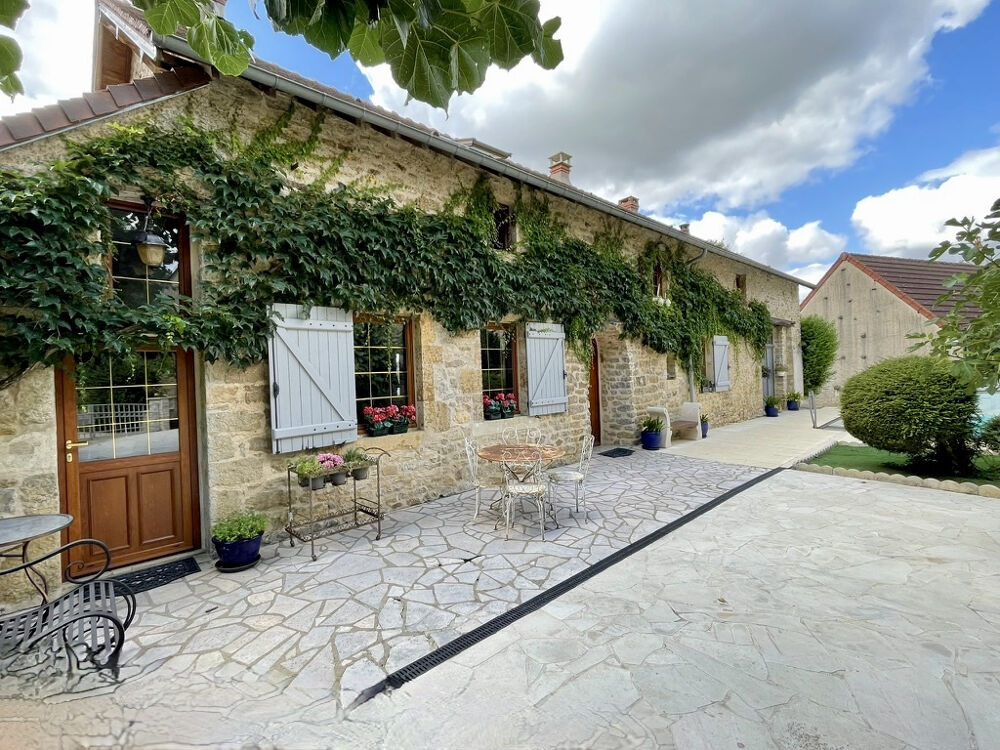 Vente Propriété/Château Maison familiale avec maison d'amis et piscine Vézelay