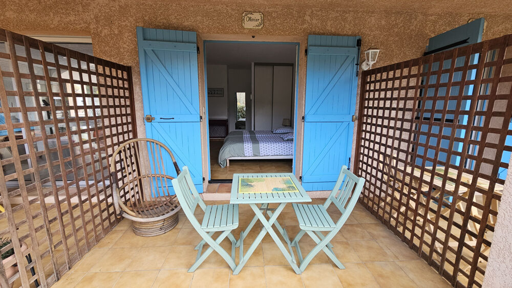 � vendre  Propri�t�/ch�teau Bagnols-en-For�t (83600)