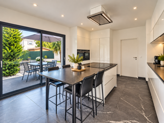  Maison à vendre 5 pièces 143 m²