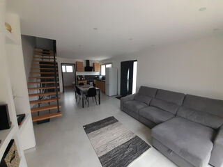  Maison à louer 4 pièces 90 m²
