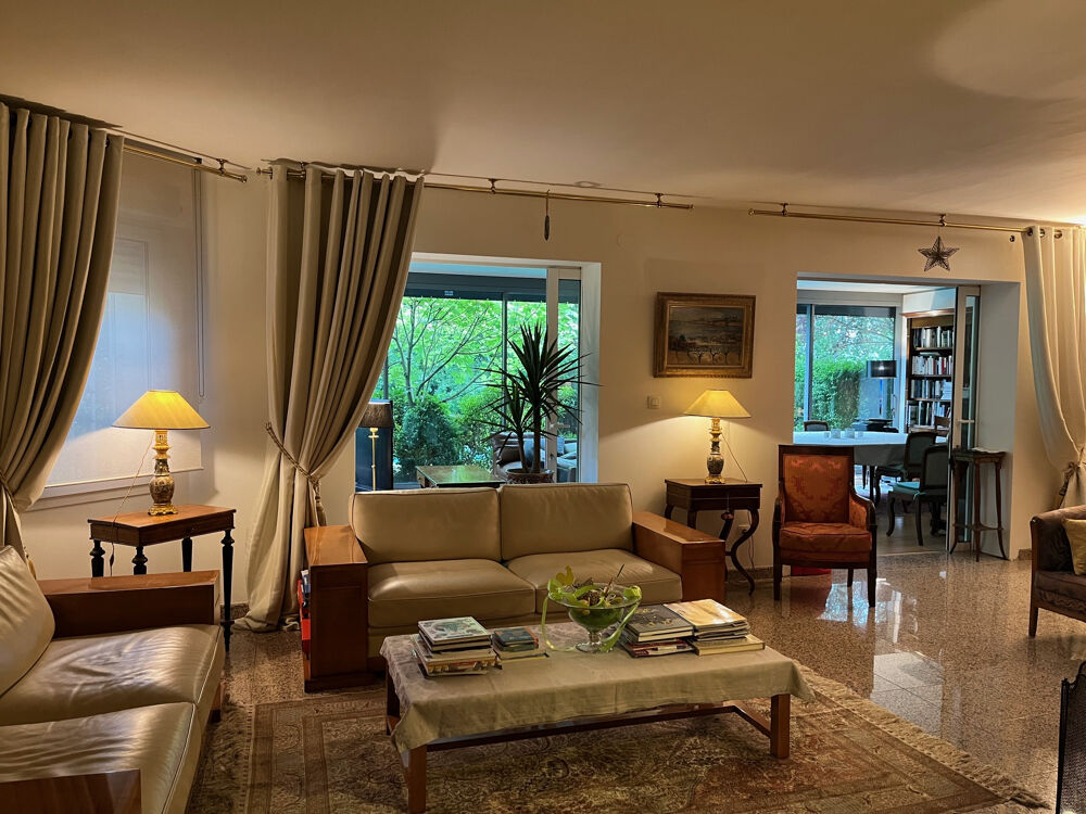 Vente Maison MARLY LES HAMEAUX DU BOIS VILLA D'ARCHITECTE DE 240 M2 avec PISCINE Marly