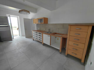  Appartement à louer 2 pièces 70 m²