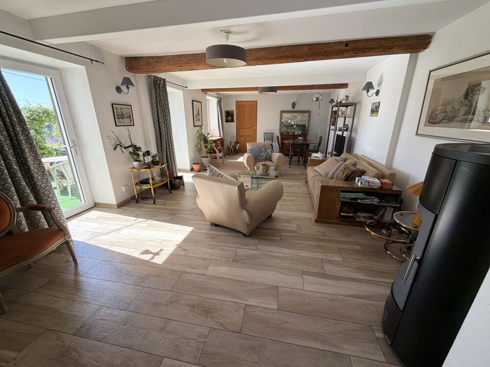 Maison sur 3 niveaux + garage