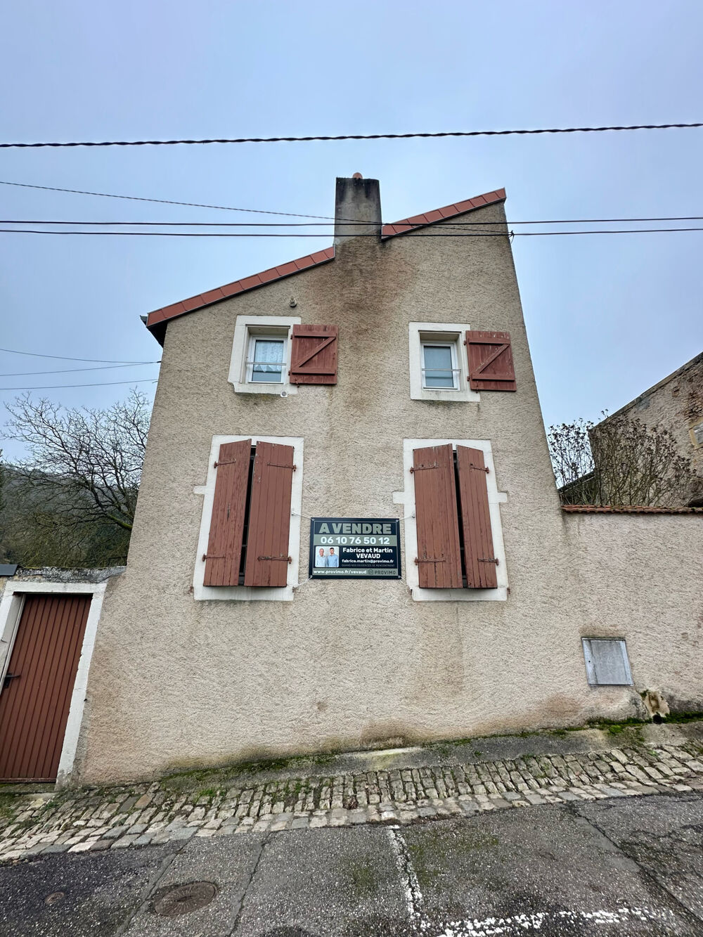 Maison à fort potentiel 212 m2 5 chambres terrain de 7,16 ares rénovation complète Rozérieulles