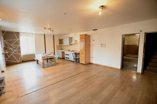  Maison  vendre 10 pices 250 m
