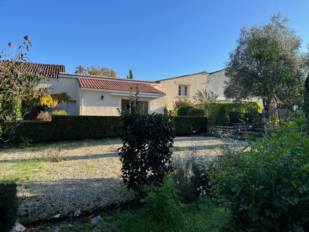 COGNAC CENTRE VILLE - MAISON CONTEMPORAINE - 178 M2 DE LUMIERE ET DE SERENITE - 3 CHAMBRES - GARAGE- JARDIN