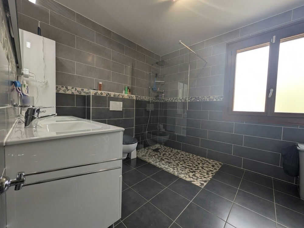 à vendre  Maison Éloise (01200)