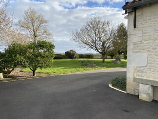  Propri�t�/ch�teau � vendre 11 pi�ces 205 m�