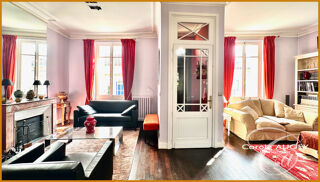  Maison à louer 11 pièces 234 m²