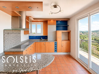  Immeuble à vendre 161 m²