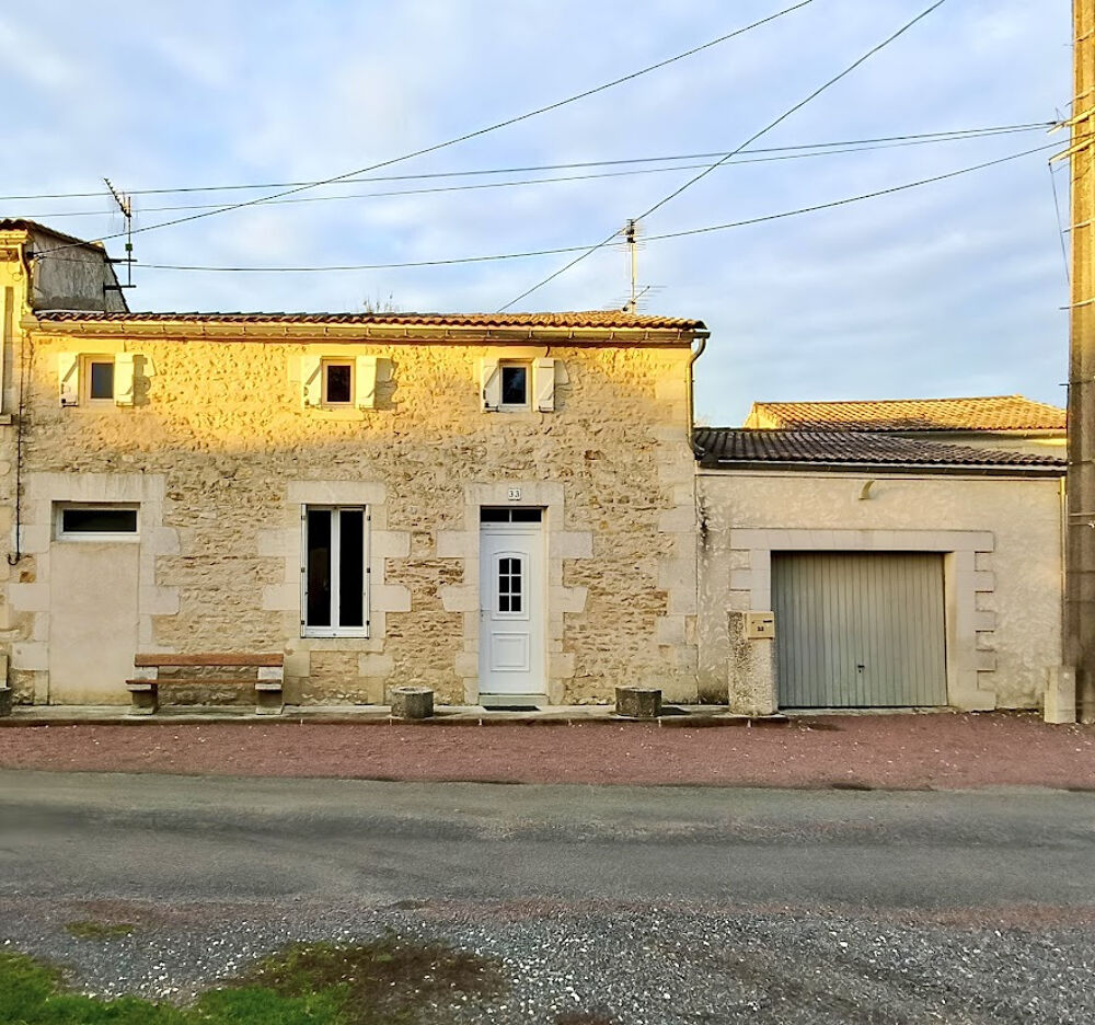 Une maison en pierre pleine de charme et jardin au calme !